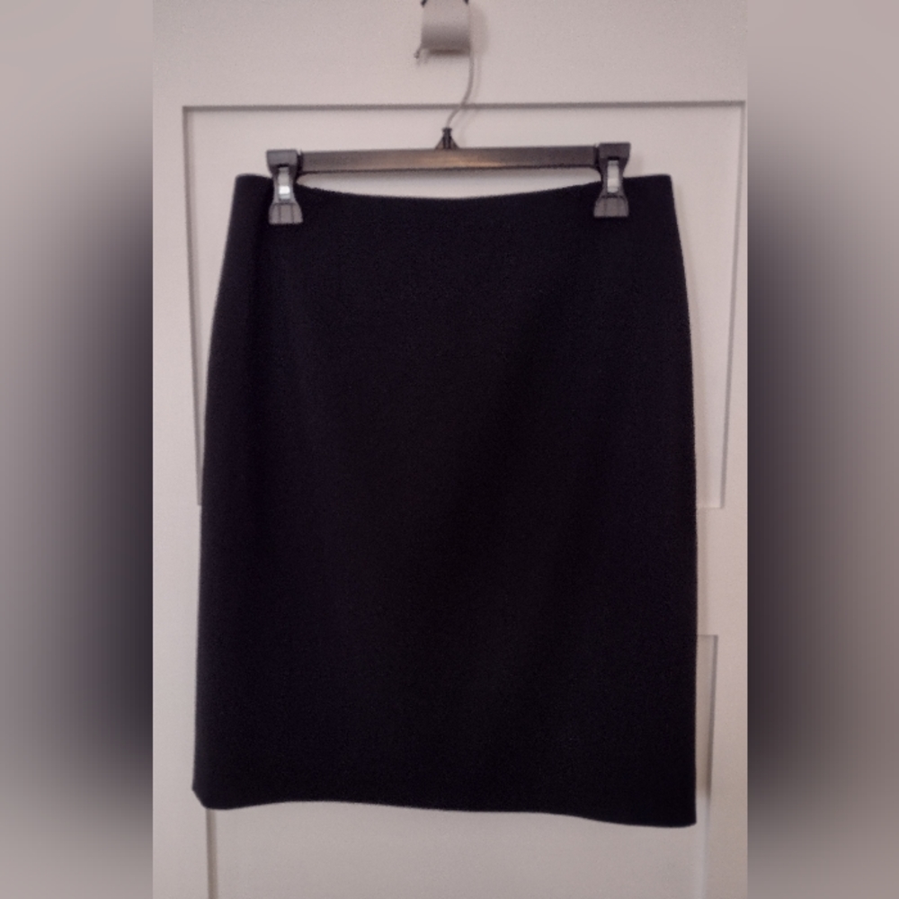 Jones New York Black Skirt